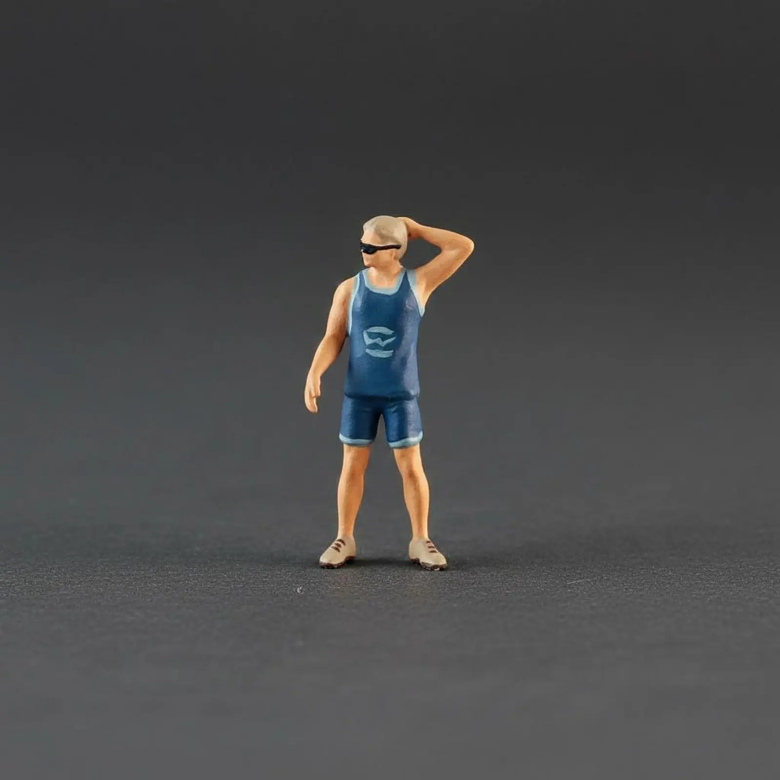 1:64 Scale Police Figure Pre-Painted-Colored-Painted Miniature Police Officer Figurine 1:64 Scale Figure Three-Dimensional