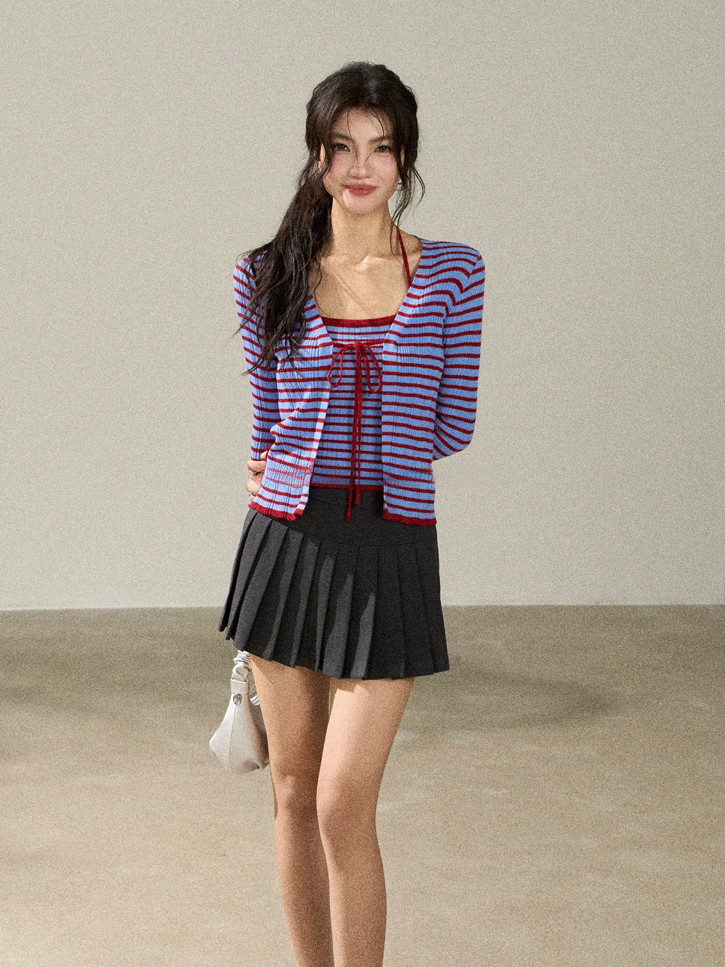 

Женский вязаный кардиган с узором в полоску и топом в комплекте из двух предметов: облегающий, комфортный, дышащий, в корейском стиле, с длинным рукавом