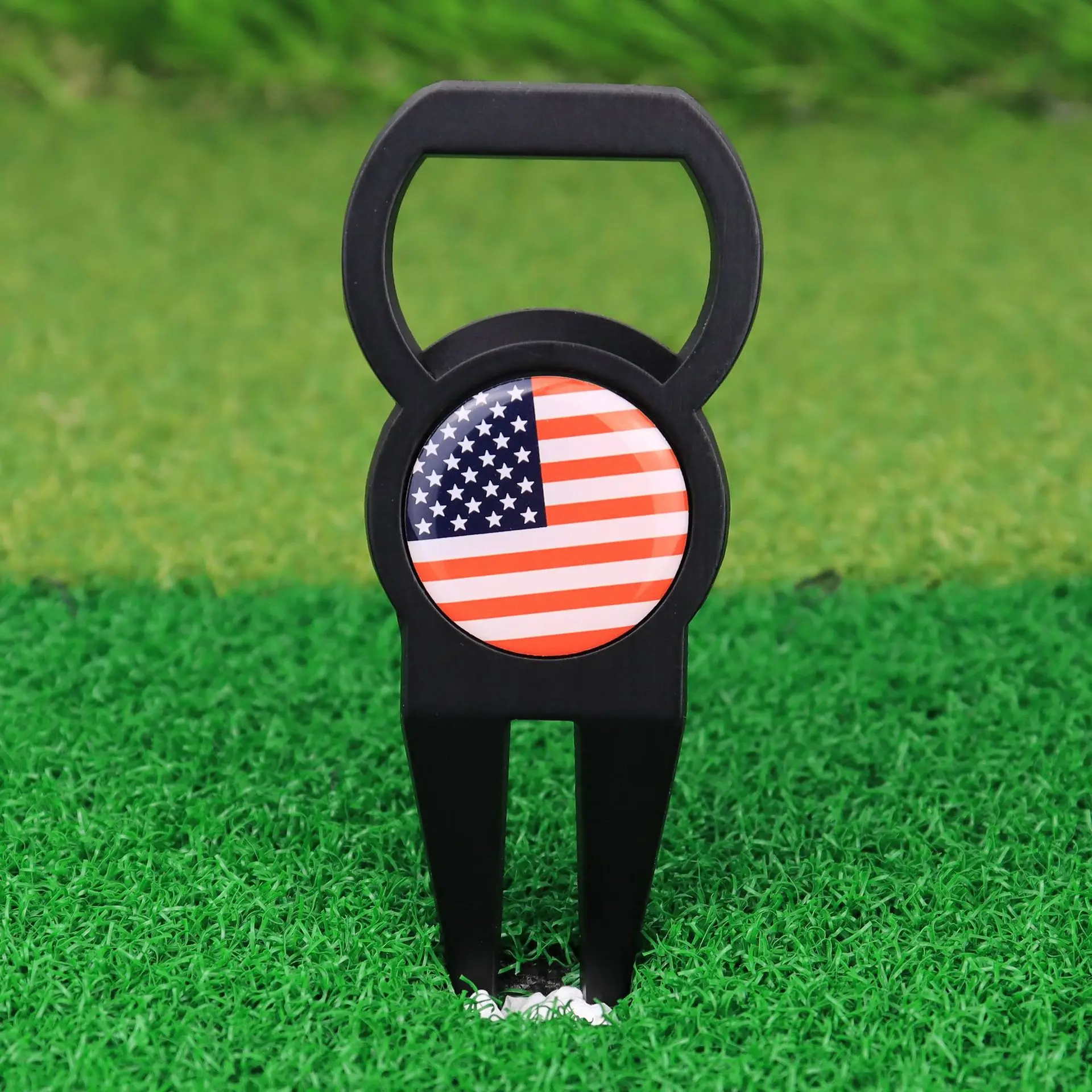 Black Golf Divot Repair Fork Built-in Back Bottle Opener Golf Fork Mark Portable Golf Accessory Souvenir Gift for Golfers