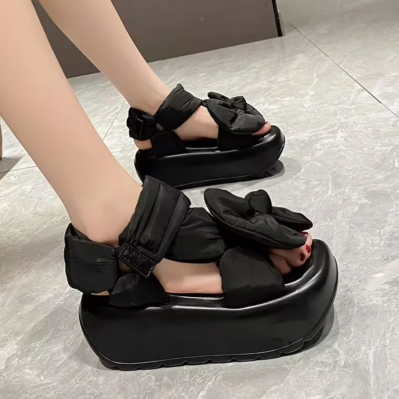 Sandales de luxe en cuir véritable pour femmes, chaussures de travail décontractées, à carreaux, de plage, de vacances, à la mode, nouvelle collection 2024