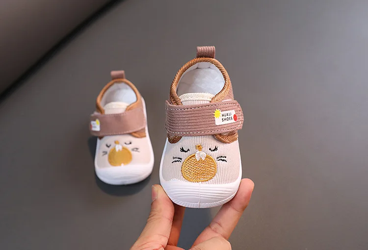 2026 Mit Geräusch Baby-Schuhe Frühling Herbst Kleinkind-Laufschuhe Neugeborenen-Lauflernschuhe für Jungen und Mädchen Rosa, Braun – Detail 12