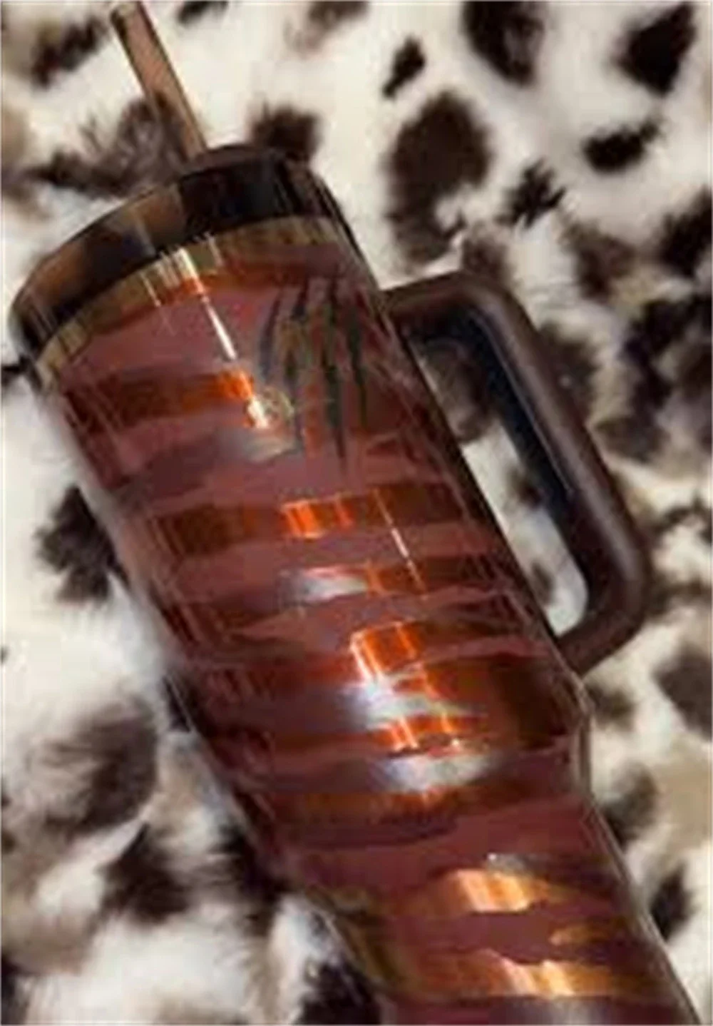 

New 2025 Style Tumbler with Handle & Straw 40 oz Twist Compatible for Travel Insulated Stainless Steel Cup