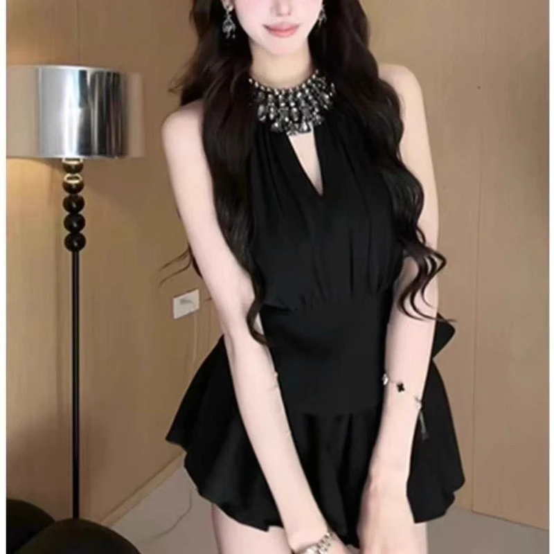 黒レトロホルターネックミニドレス女性春夏新デザインセンスウエストスリムサンドレスドレス韓国のファッションデザイナーの服