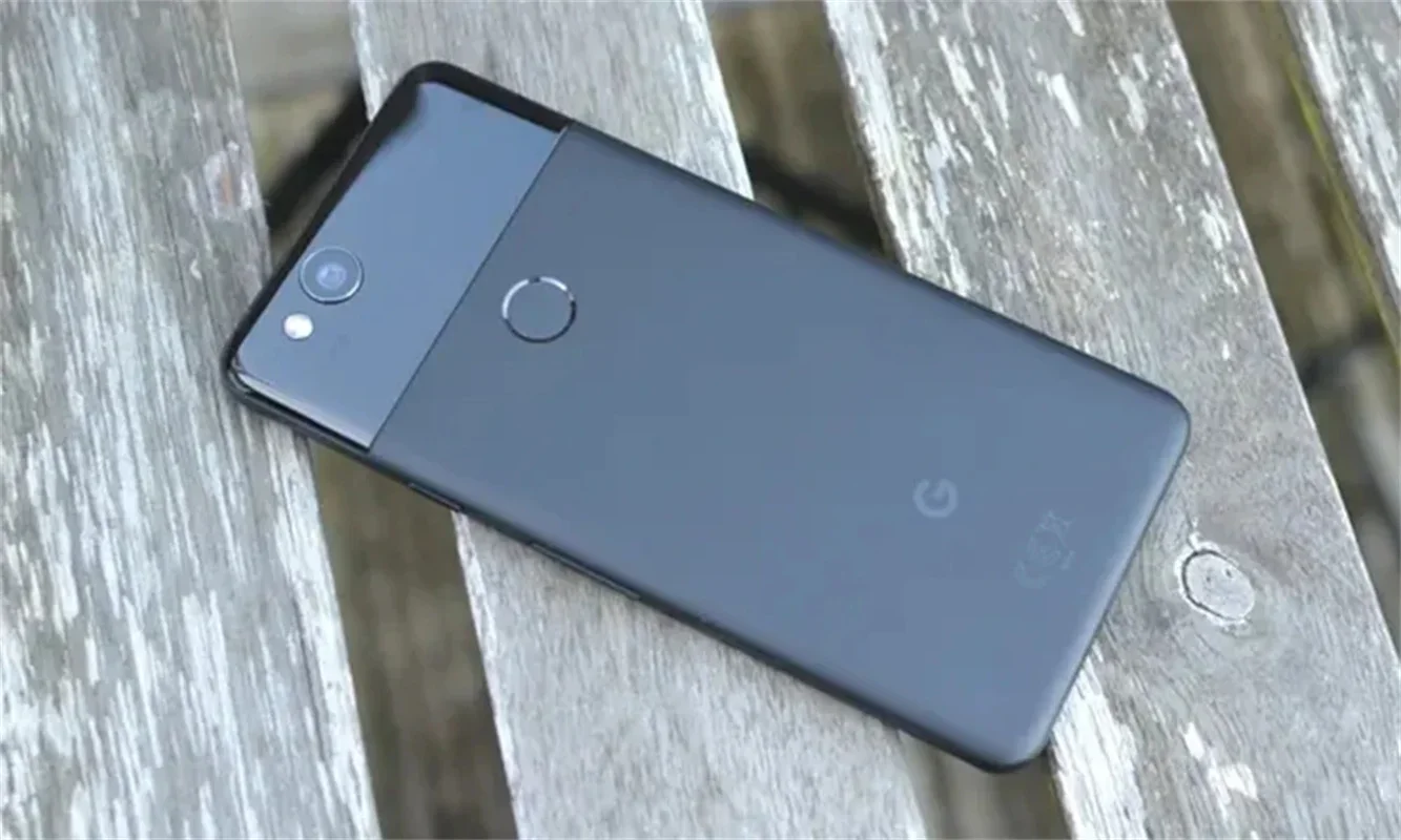 Google Pixel 2 4G band 4GB RAM 64GB/128GB รอม2700mAh 12MP NFC โทรศัพท์มือถือสมาร์ทโฟนปลดล็อค99% เดิมใหม่