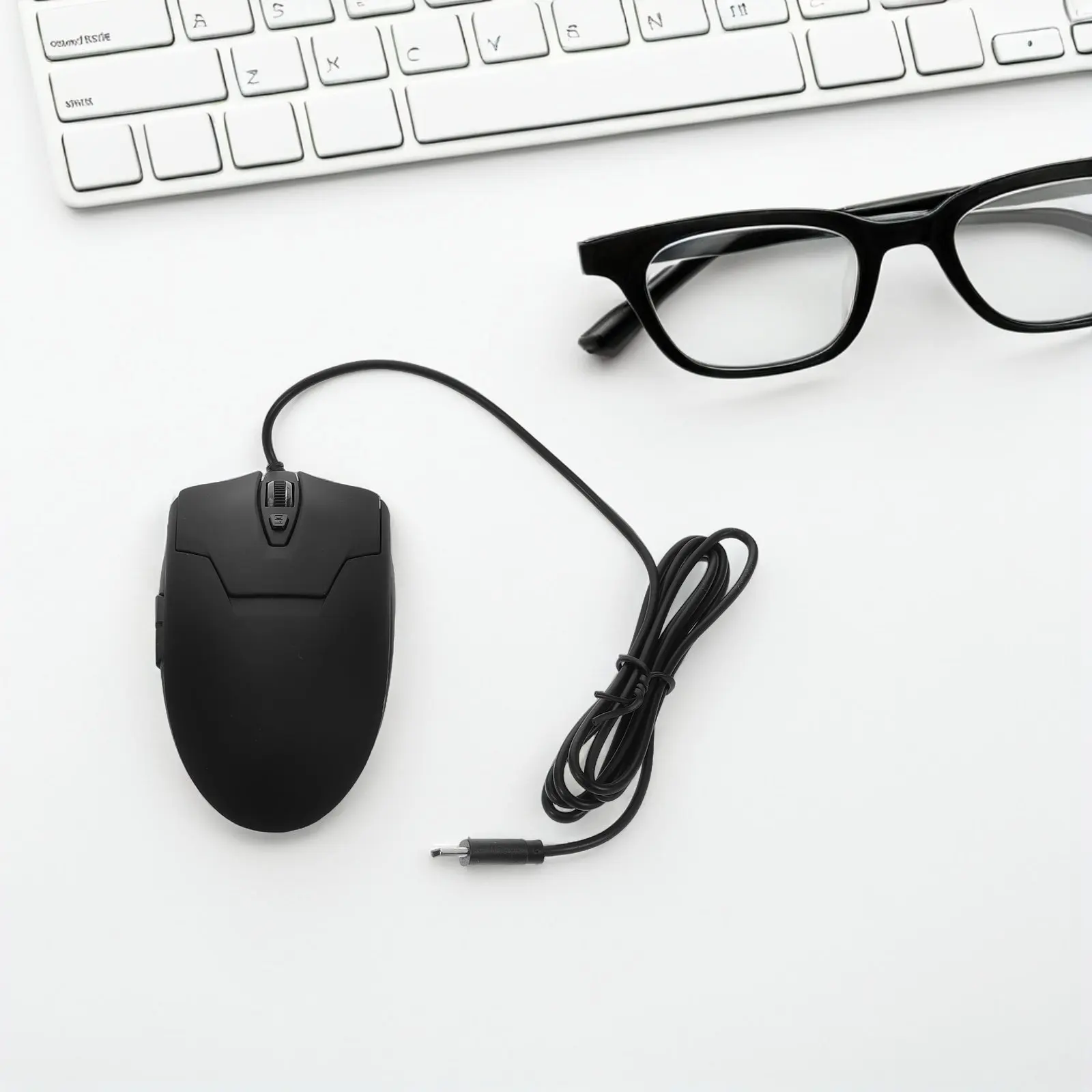 USB-C Wired Mouse 6 Buttons Blue Glow LED Illuminated Ergonomic Design 1.5m Cord for Gaming Laptop Desktop Computer Work