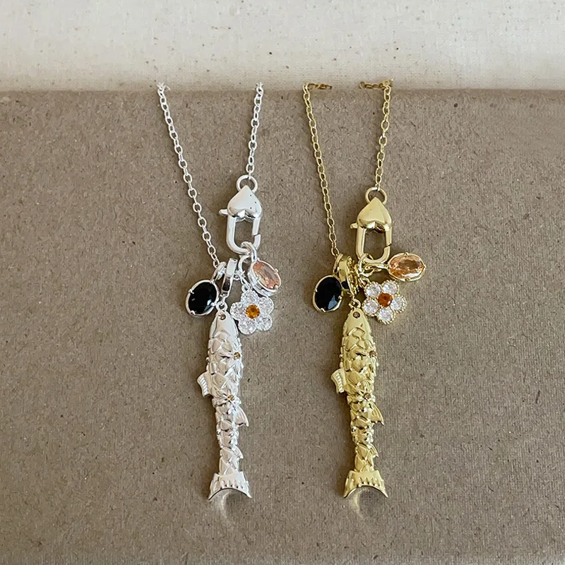 Neuartiges Design CZ Kubikzirkonia Kristall Blumen-Metall-Koi-Fisch Herzschloss-Anhänger Halsketten für Damen O-Kette Pulloverkette