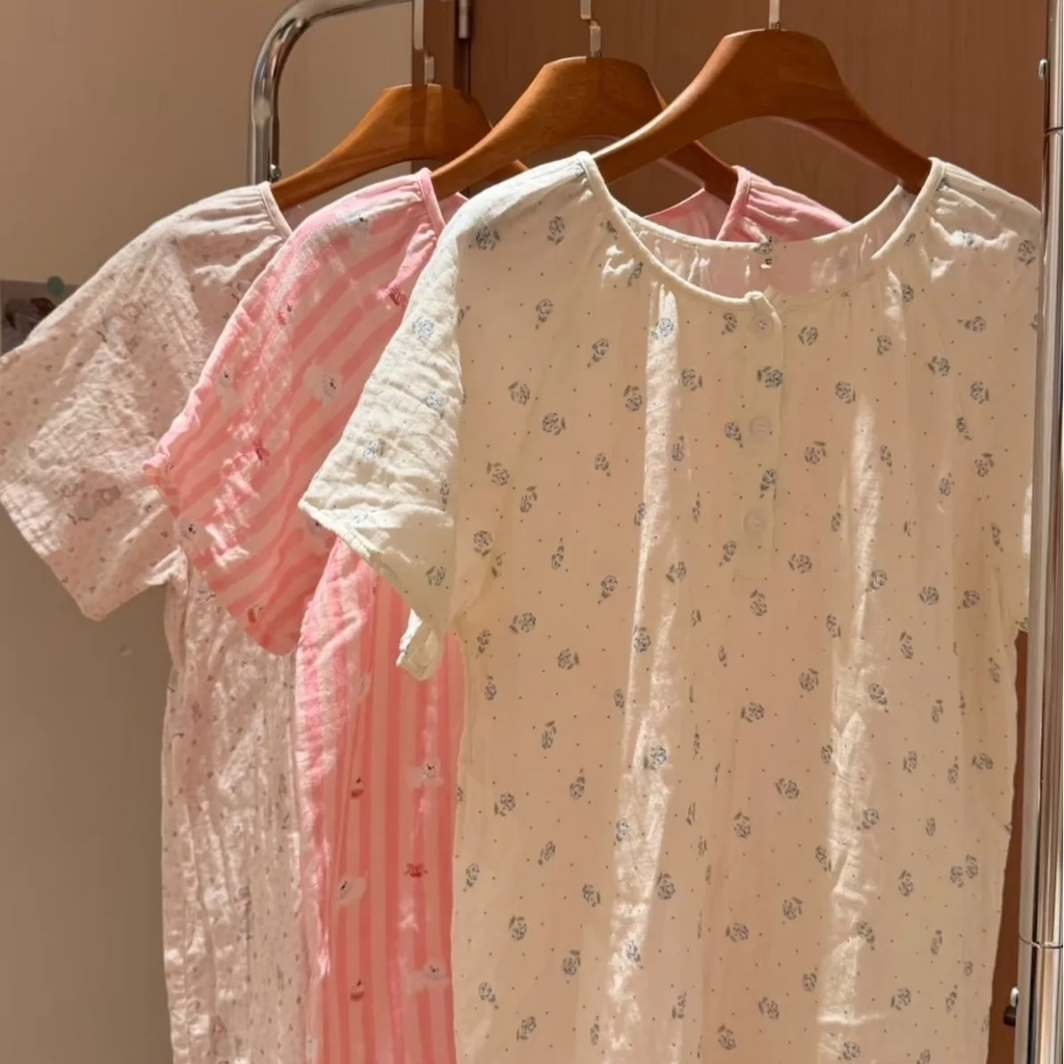 

Summer 100% Cotton Double Layer Gauze Short Sleeve Button Nightdress Cute Sweet Pajama Set Loungewear Can Be Worn Outdoors