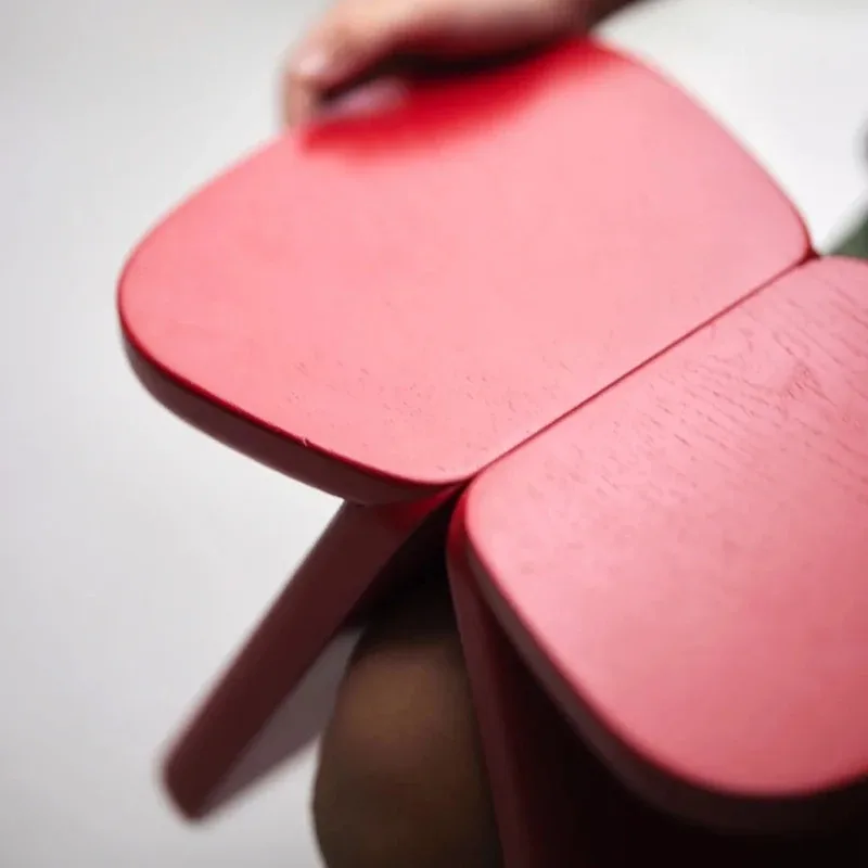 Butterfly small stool, simple small stool, modern solid wood shoe changing stool