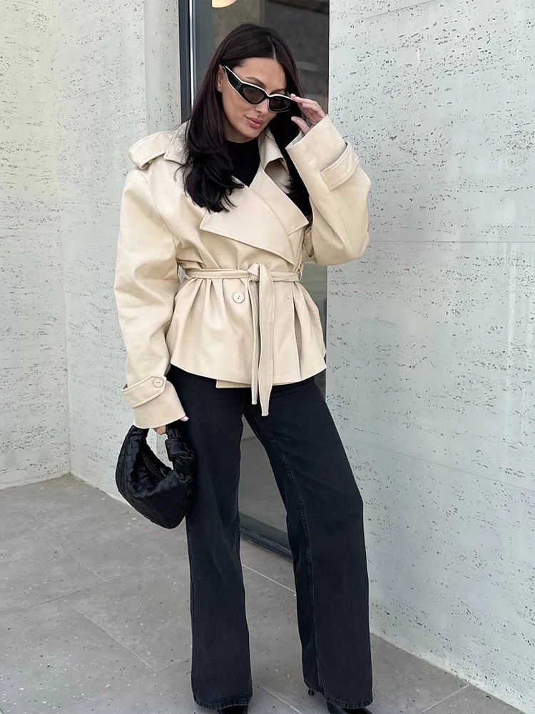 

Women Elegant Solid Lace-up Short Trench Coat Trendy Lapel Full Sleeve Single Button Loose Windbreaker 2026 Street Style Outfit