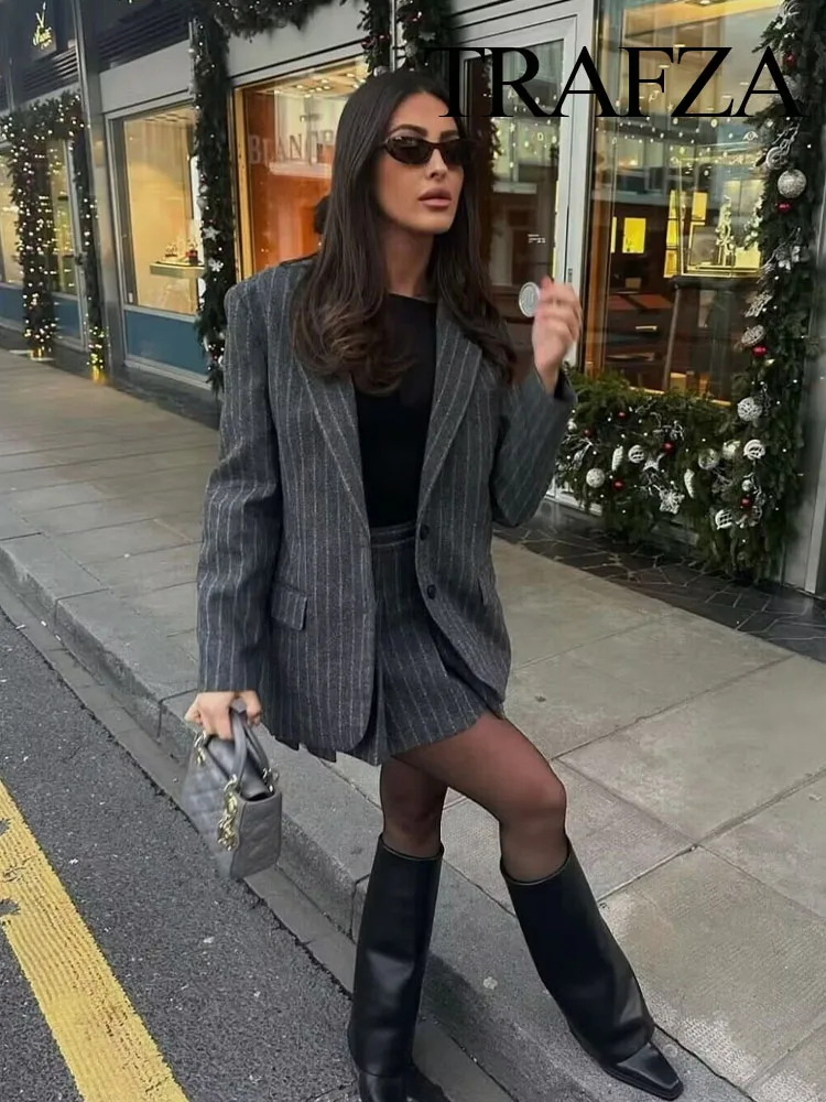 TRAFZA Fashion Women Vintage Casual Loose Outerwear Blazer Long Sleeve Coat Female Chic Flip pocket decoration Pinstripe Blazer