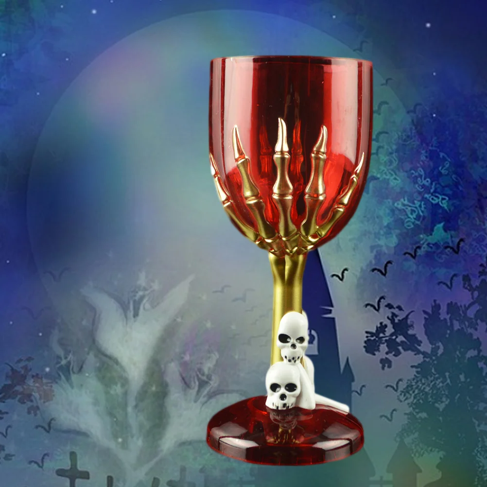 

Halloween Plastic Goblet Skull Claw Decor Plastic Goblet Prop for Bar KTV Store (Non-Luminance Pattern, Random Color)