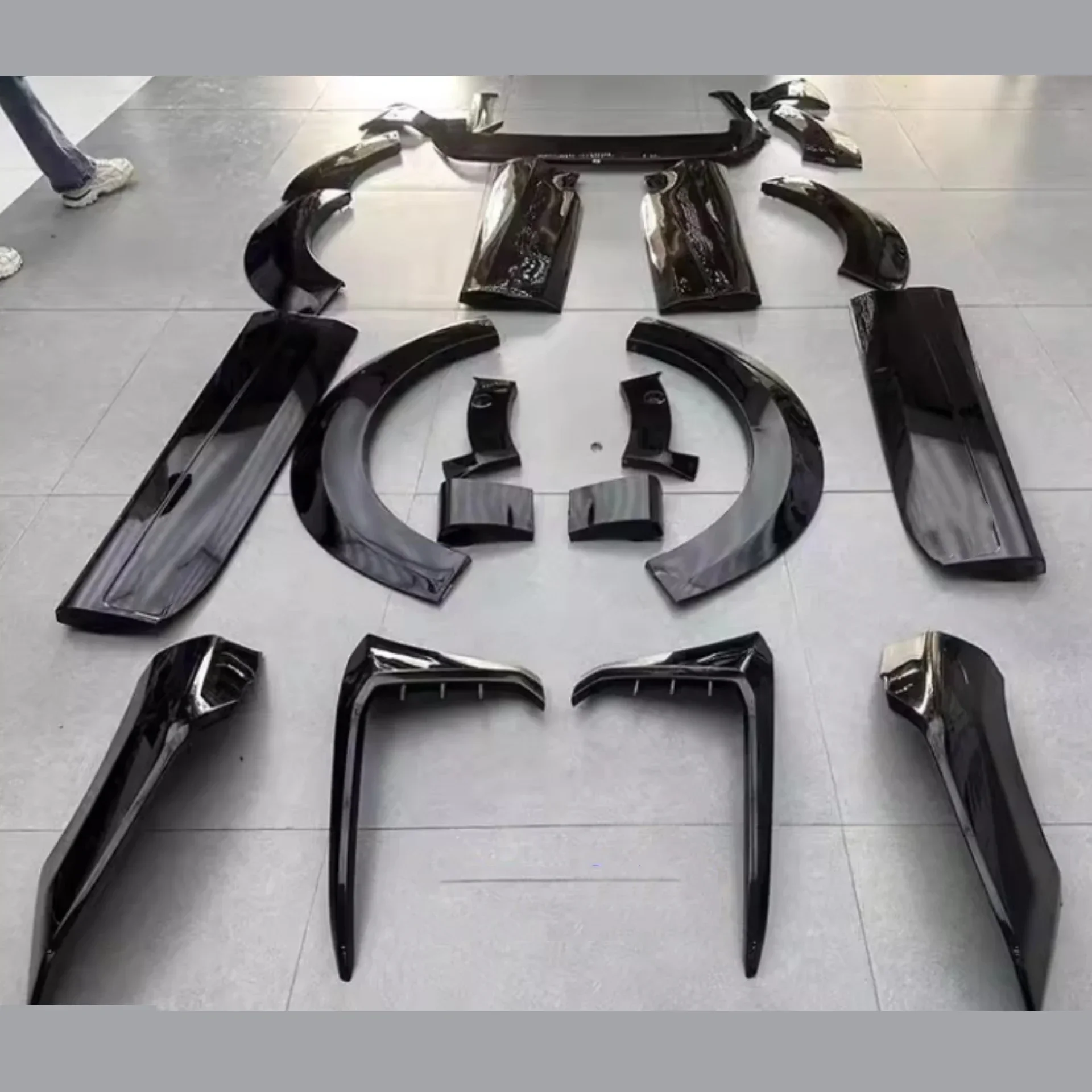 

Новый стиль, полимерное колесо для бровей, дверная панель автомобиля, верхнее крыло для Audi Q7, модифицированный широкий комплект кузова, автомобильные аксессуары