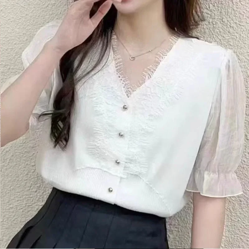 

Ice Shreds Solid Color Short Sleeve T-shirt Women 2024 Summer New Lace Patchwork Knitting Puff Sleeve Loose Westernization Tops