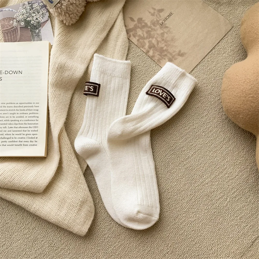 

1 Pair Autumn Winter Socks Mid-Tube Socks Women Socks Fashion Solid Color Knitted Socks Snow Boot Socks Middle Tube Keep Warm