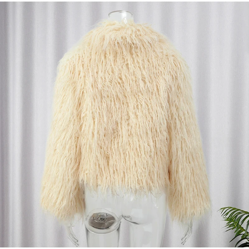 Winter New Fashion Solid Fluffy Fur Coat Women High Street Luxury Lapel Collar Faux Fur Jacket Female Casual Overcoats