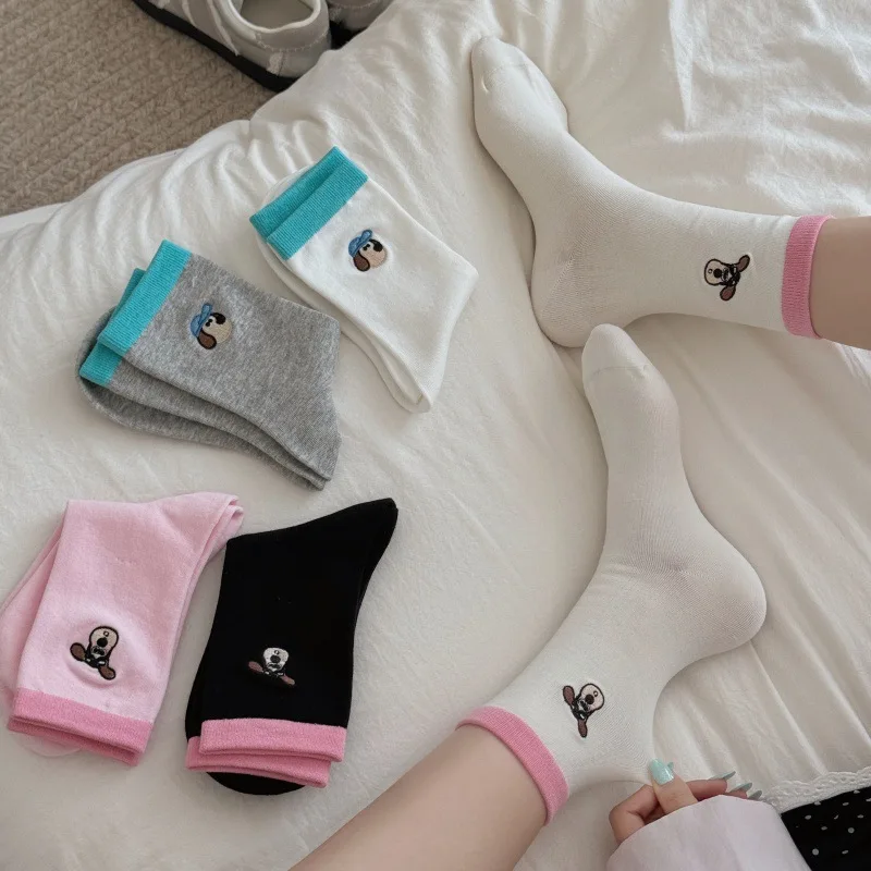 

Women's Socks Dog Embroidery Animals Cartoon Cute Middle Tube Socks Women Autumn Fashion Harajuku Retro Long Socks New Year Gift
