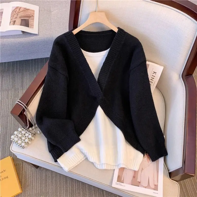 Large Size Women\'s Autumn and Winter New Casual Knitted Sweater Loose Fit, Slimming and Wide Leg Pants Two-piece Set
