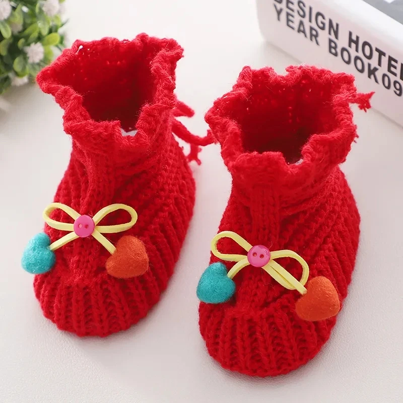 New handmade finished knitted spring autumn winter baby wool shoes newborn wool walking shoes baby knitted shoes 0-3-6-8 months