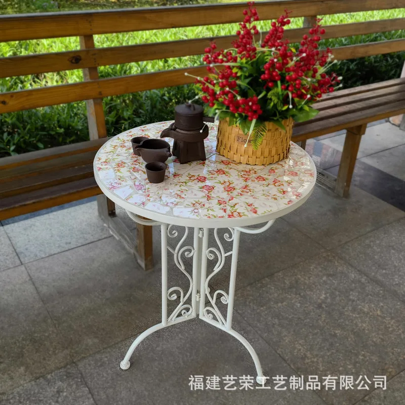 

Простые балконные столы и стулья из кованого железа, комбинация американского отдыха на открытом воздухе, складной металлический плитка для двора, рабочий стол на открытом воздухе