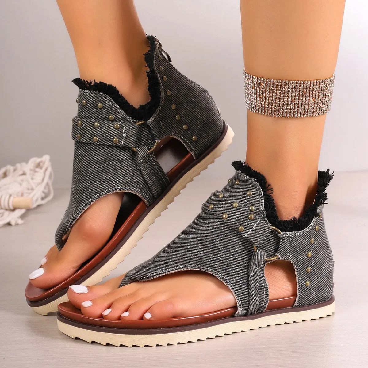 Sandały damskie Letnie buty jeansowe dla kobiet Moda Płaskie sandały Casual Fip Flops Sandały damskie Sandalias De Mujer Verano 2024