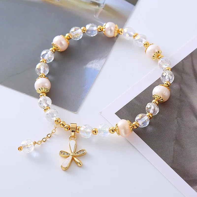 

Natural Freshwater Pearl Bracelet for Women Exquisite Flower Pendant Baroque Pearl Transparent Crystal Hand String Nice Jewelry