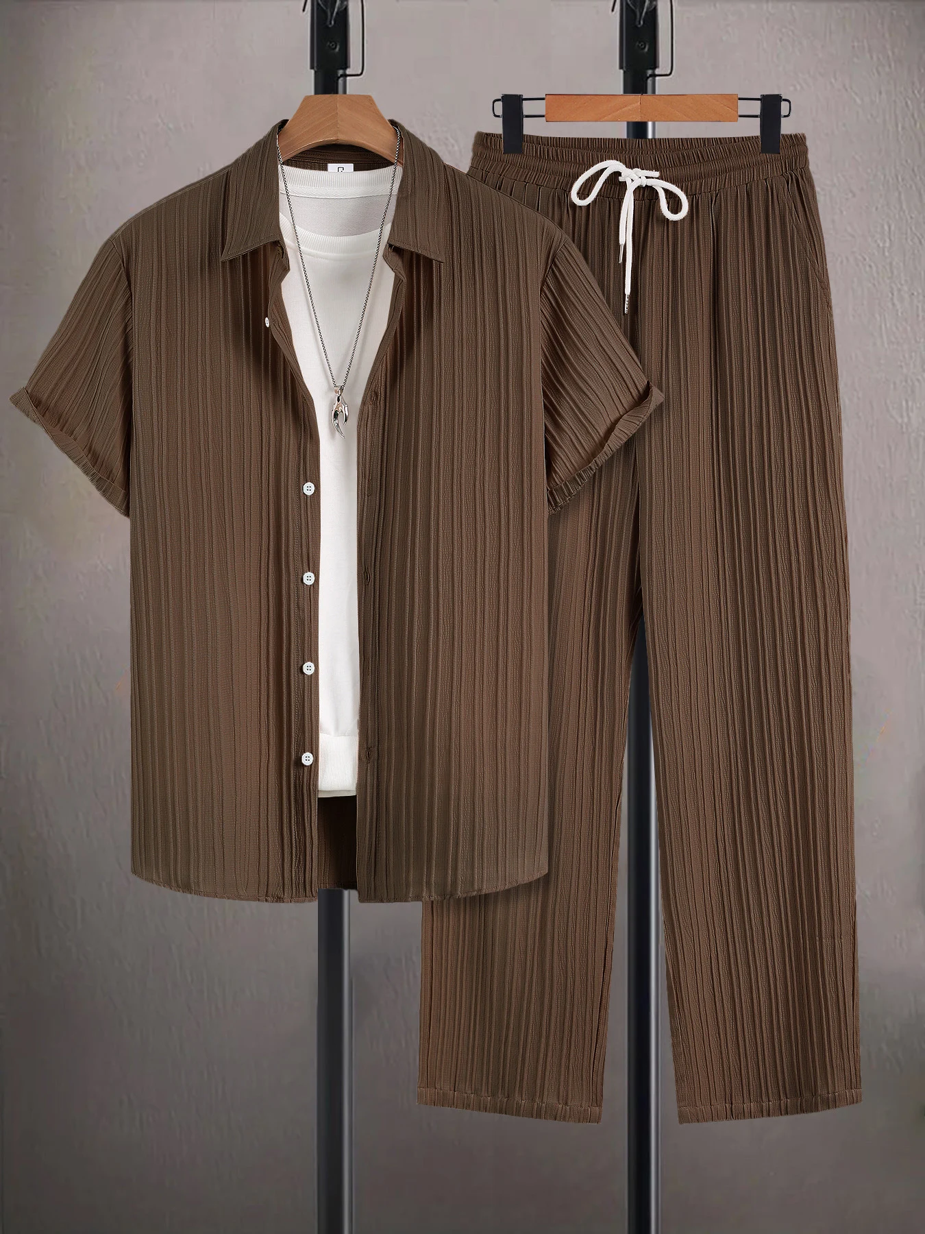 Conjunto de Camisa de Manga Corta con Rayas Verticales Texturizadas y Pantalones con Cordón para Hombre, Estilo Casual de Verano para el Trabajo, 2 Piezas