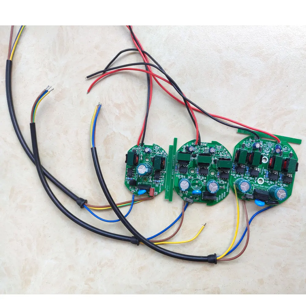 Controlador LED 100W 150W 200W600-1100 mA AC 175-265V Luz de techo alto Mariposa Bombilla de alta potencia Iluminación de luz de balasto incorporada