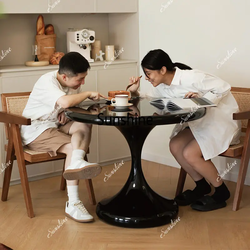 Round simple small apartment household black French cream style dining table