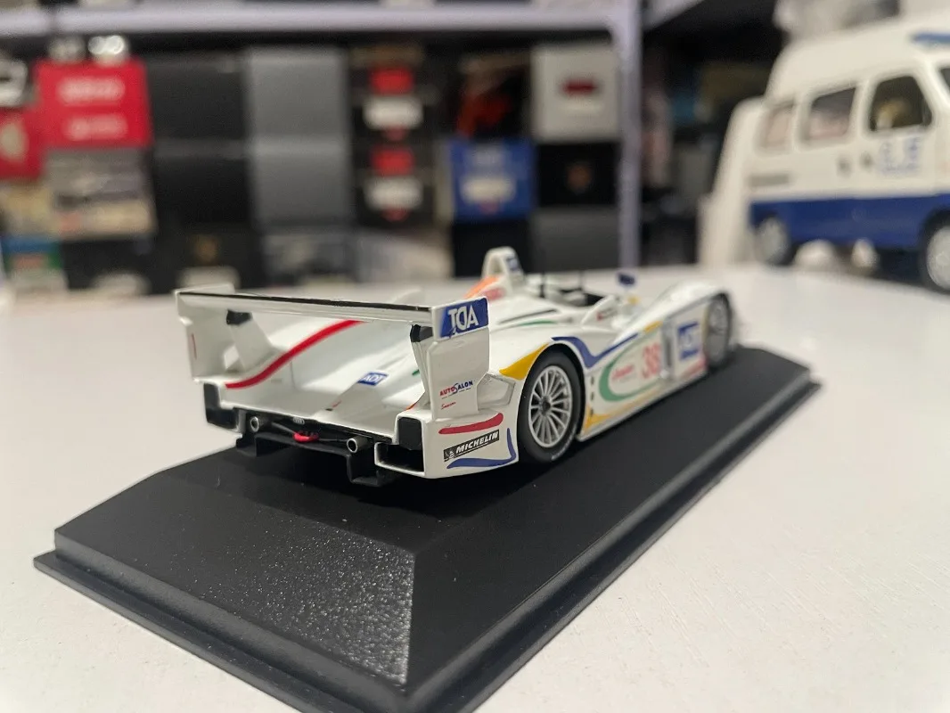 Minichamps Diecast 1/43 Bilancia Audi R8 Sebring 12 Ore Auto da Corsa (2003) Modello di Auto in Lega Giocattoli per Ragazzi Regalo