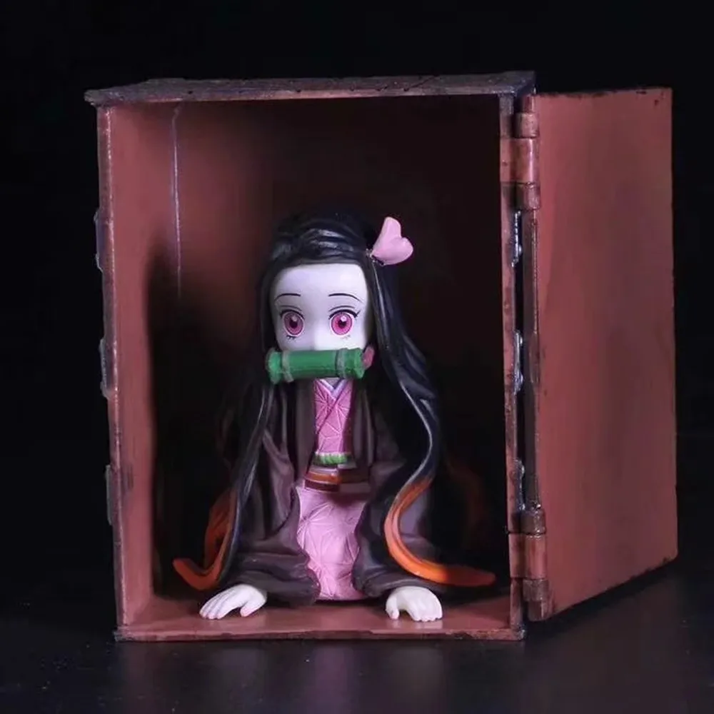 9CM Figurka anime Demon Slayer Kamado Nezuko Kawaii Miniaturowa figurka klęcząca PVC z etui Pudełko na plecak Zabawka na prezent stołowy