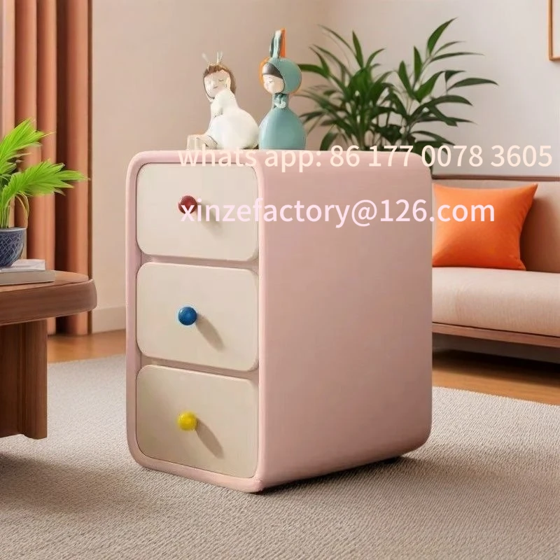 طاولة بجانب السرير كريمية قابلة للتخصيص من الخشب الصلب، خزانة تخزين بجانب السرير مصنوعة من الجلد الصغير والبسيط