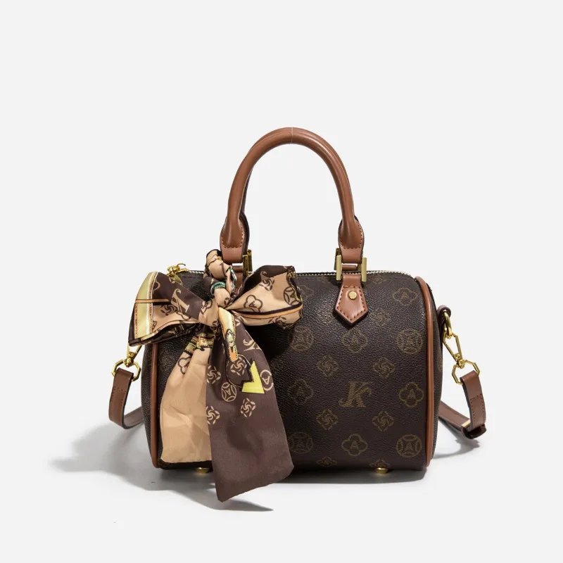 Nouveau style élégant sac à bandoulière-nicho tendance exquis design polyvalent idéal pour les femmes doux rétro décontracté looks à la mode