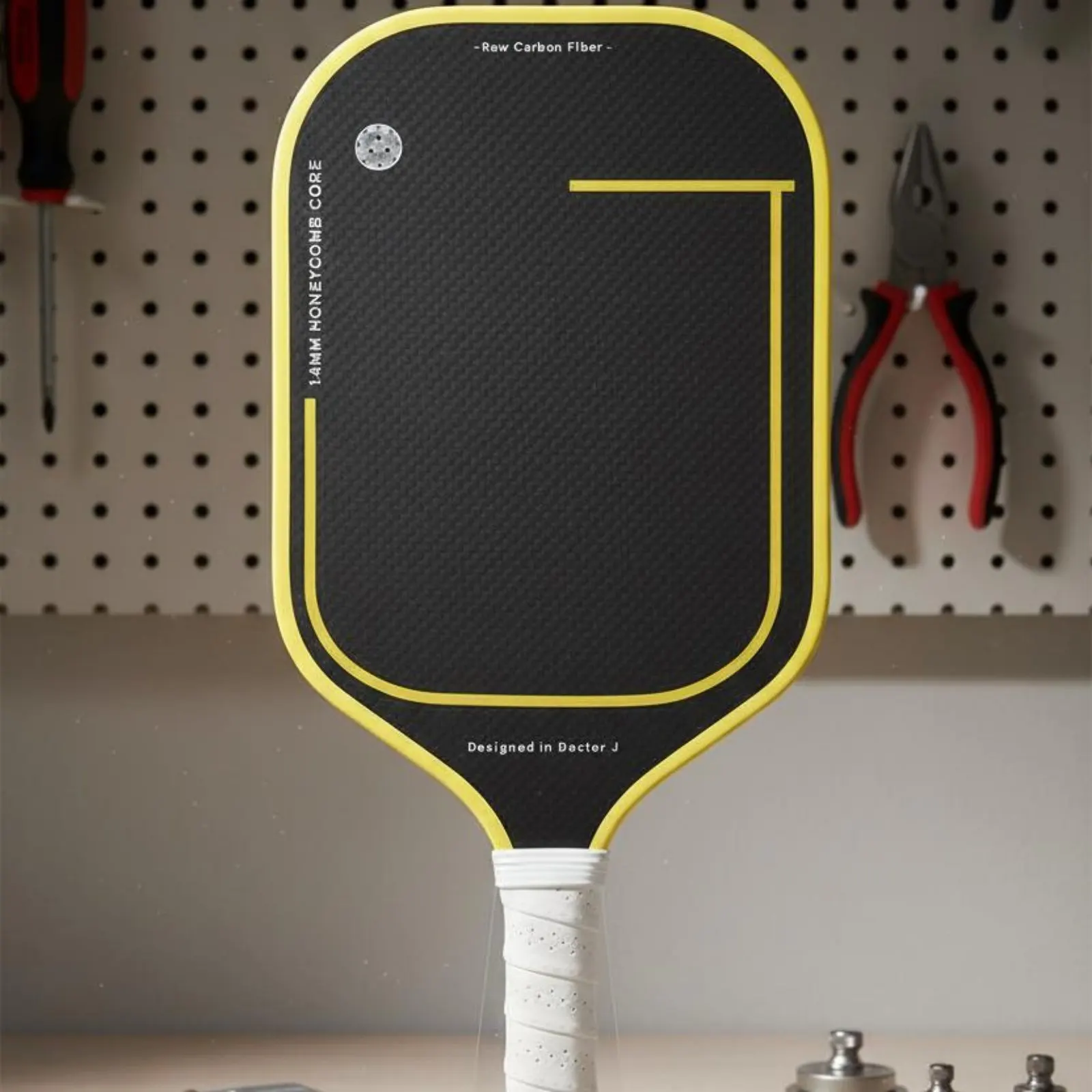 

Pickleball Paddle Rough Fluoropolymer Coating Surface T700-Grade Carbon Fiber Paddle Carbon Fiber Pickleball Racket Lightweight