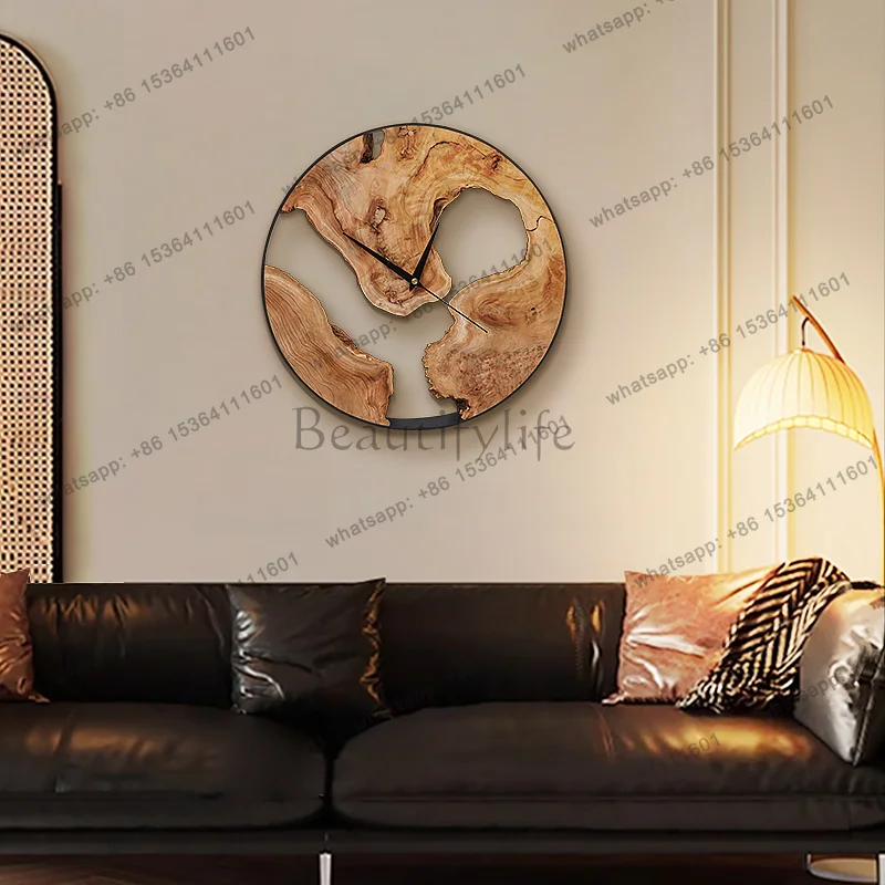 Light Luxury Design Wall Clock Minimalist Designer Digital Retro Wall Clock Hands Round Fashion Silent Silent Horloge Home Decor