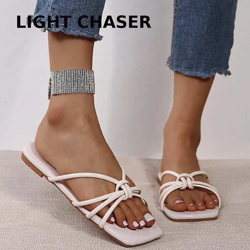 

Summer New Woven Slippers Women's Flat-bottomed Square Toe Open-toe Solid Color One-word Buckle Women's Slippers Beach Shoes 43