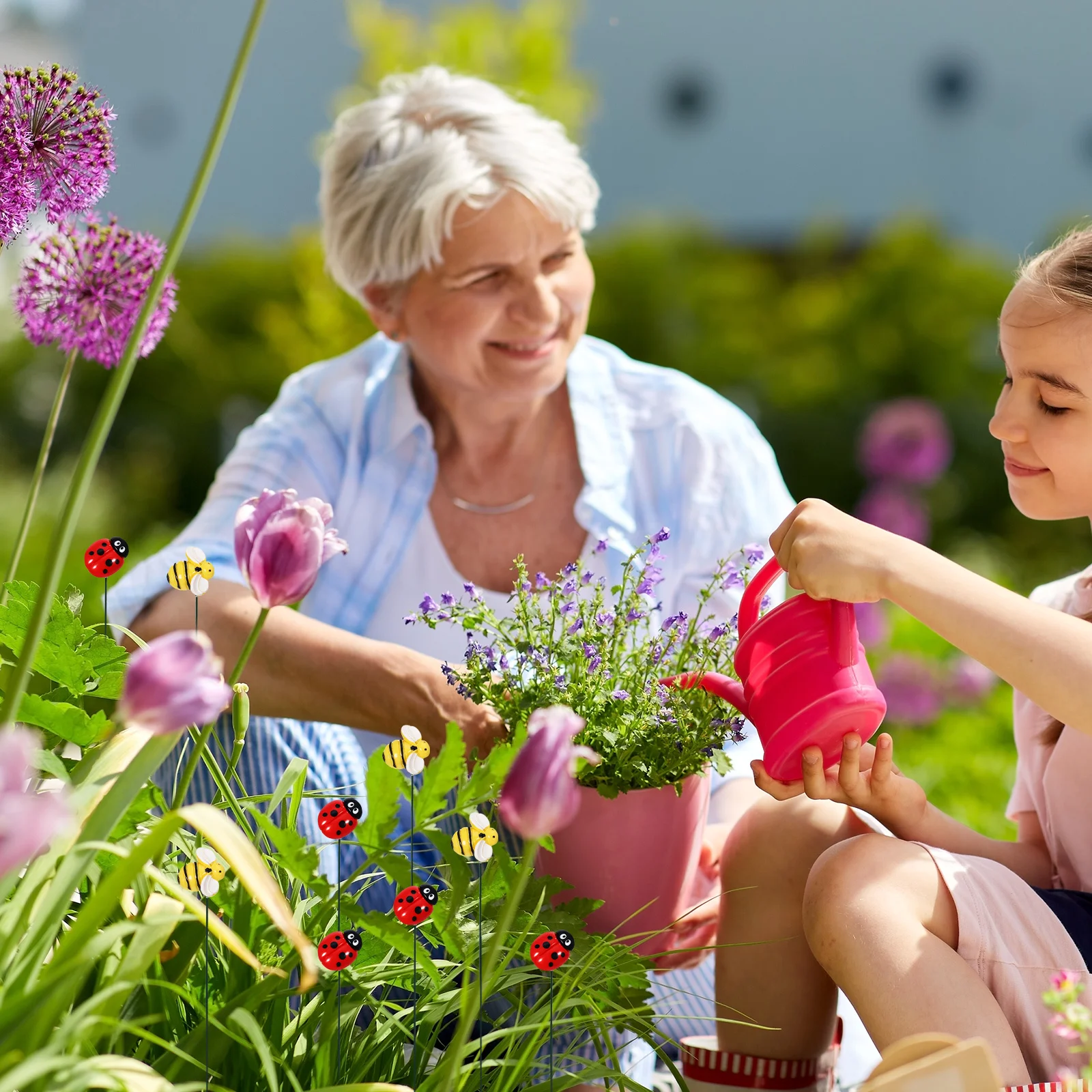 

20Pcs Resin Bee Ladybug Garden Stakes Decorative Plants Sticks Outdoor Yard Patio Lively Ornaments Garden Bee Decors