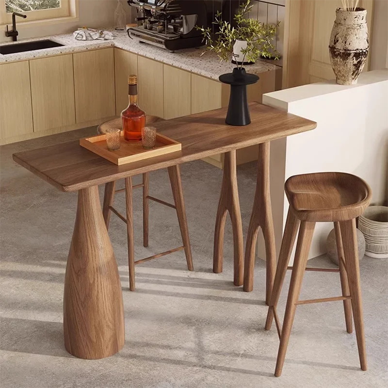 Рисунок 3 - Минималистичные квадратные Роскошные барные столы