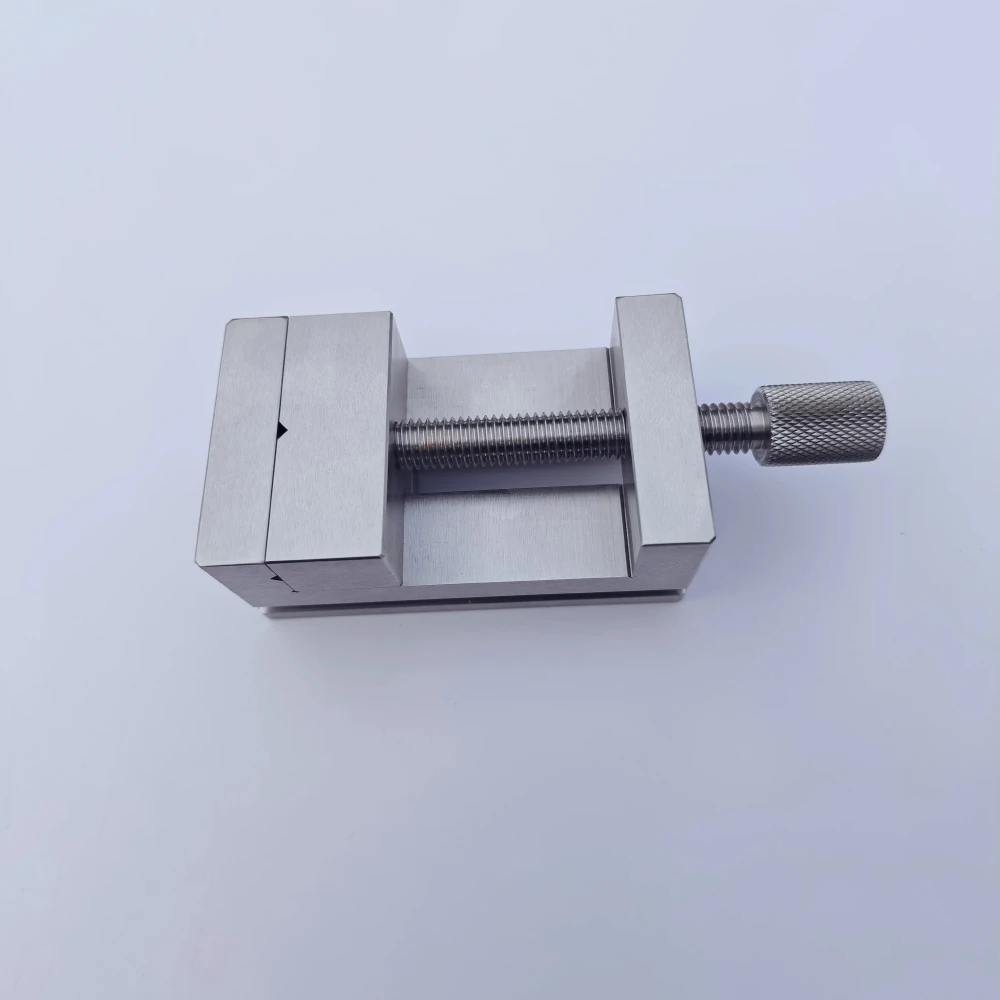 304 Stainless Steel Mini Flat Nose Vise – Small Bench Vise for Electronics, Hardware, Watch Repair & Medical Device Assembly