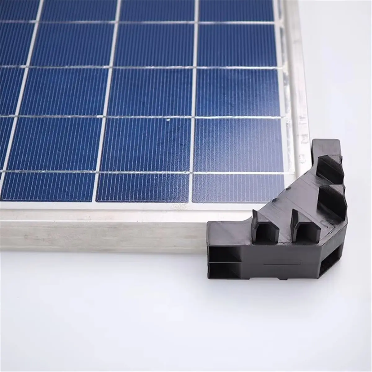 24pcs Long-Lasting Solar Panel Protection Solar Panel Guard Enhanced Stability with Corner Protectors(30mm)