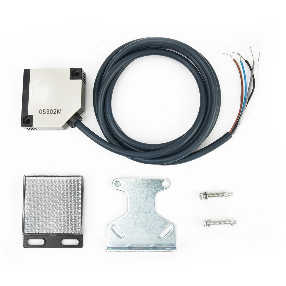 Specular Reflection Photoelectric AC90250V 3A E3JKR4M1 Sensor Switch Dedicated to Self diagnosis and Stability