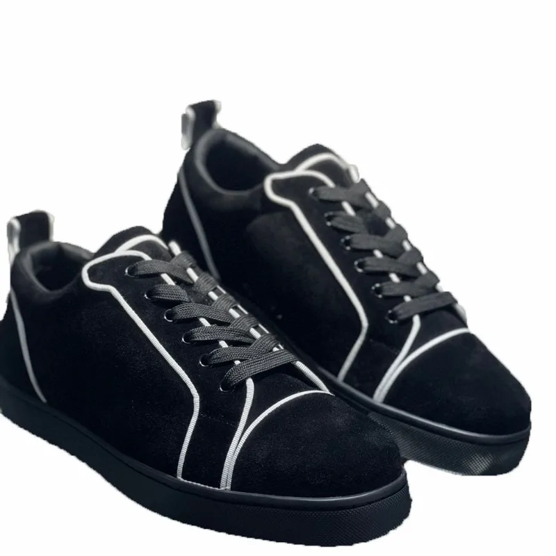 Mode Low Top Rote Unterseite Für Männer Luxus Qualität Trainer Fahren Keine Spikes Schwarz Wildleder Echtes Leder Nieten Wohnungen Sneaker