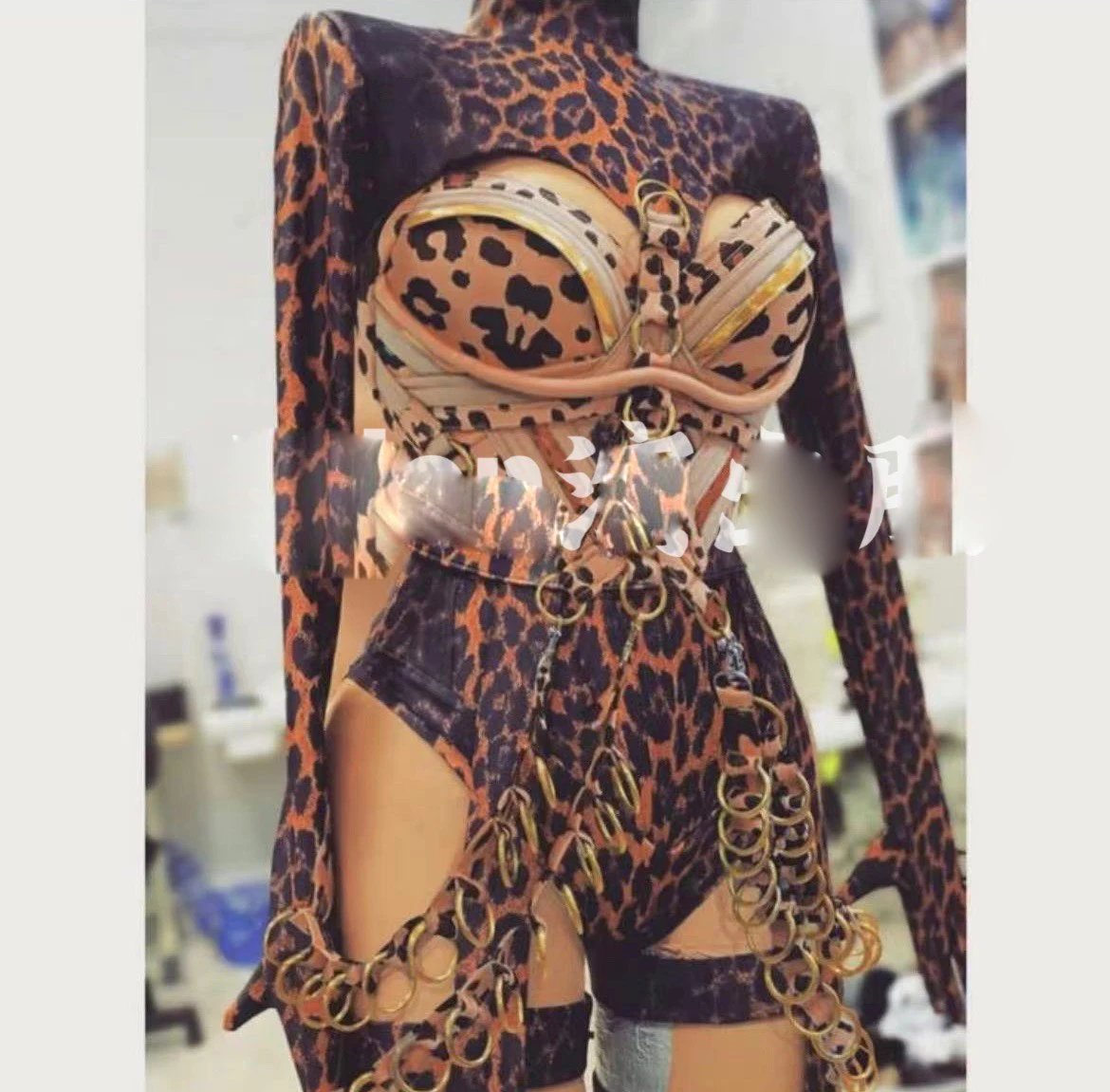 ชุดคอสเพลย์ลายเสือดาวสำหรับงานปาร์ตี้โชว์คลับ ชุดแฟนซีฮาโลวีนสุดเซ็กซี่ พร้อมเข็มขัดโซ่และบาร์