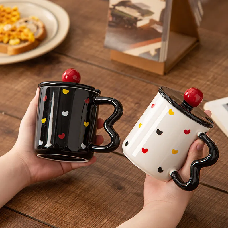 Cute Heart Pattern Ceramic Mug with Lid and Spoon 300ml Creative Exquisite Coffee Cup for Home Office Perfect Gift for Women