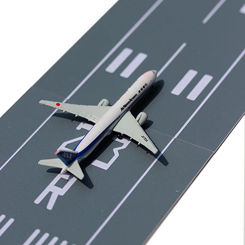 DIY Mini Simulation Passenger Aircraft Model Runway Platform Civil Flight Takeoff And Landing Background Sand Table Toy 15x10cm