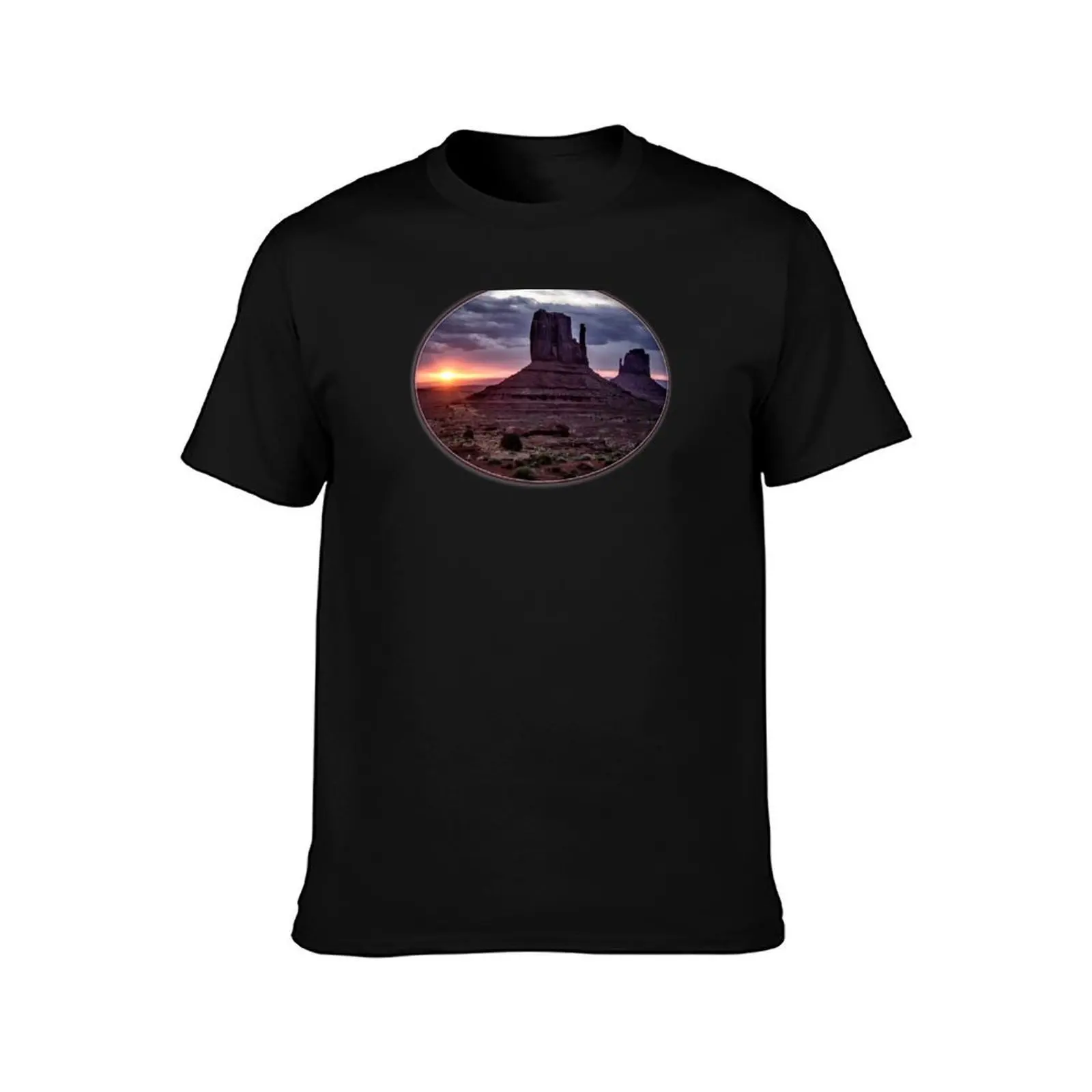 Sunrise at Monument Valley T-Shirt, Summer Casual Cotton Tee, Oversized Streetwear Tops, Vintage Graphic Print, Unisex Men Women