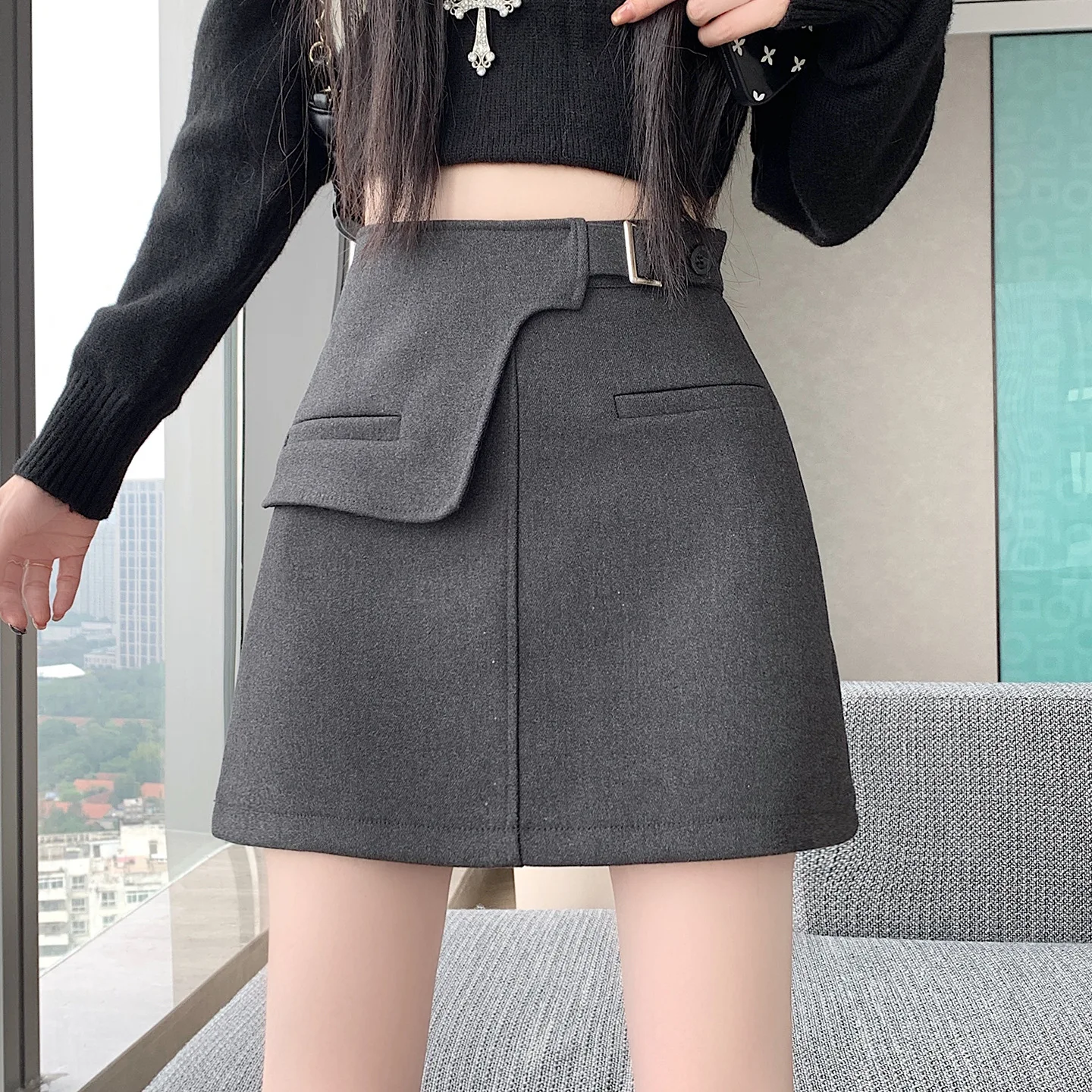 

Woolen short skirt, half body skirt, women's autumn and winter 2025 new high waist design, A-line one-step hip hugging skirt
