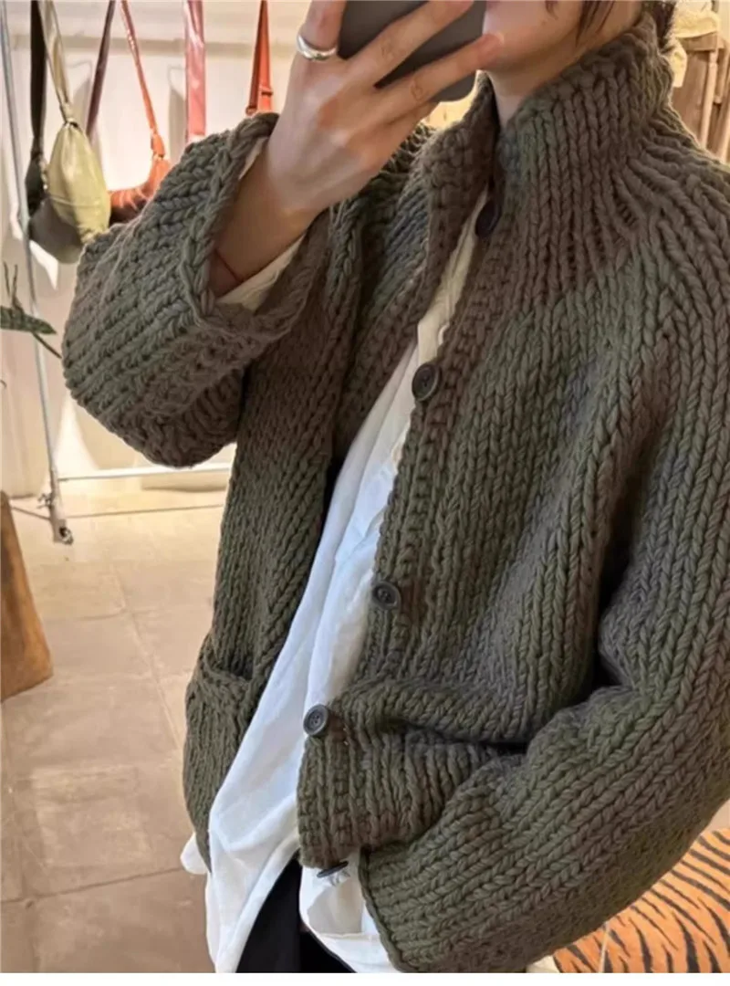 

Lazy Style with Green Fried Dough Twists Knitting Sweater Women 2025 New Autumn Winter Thicken Womens Cardign Coat