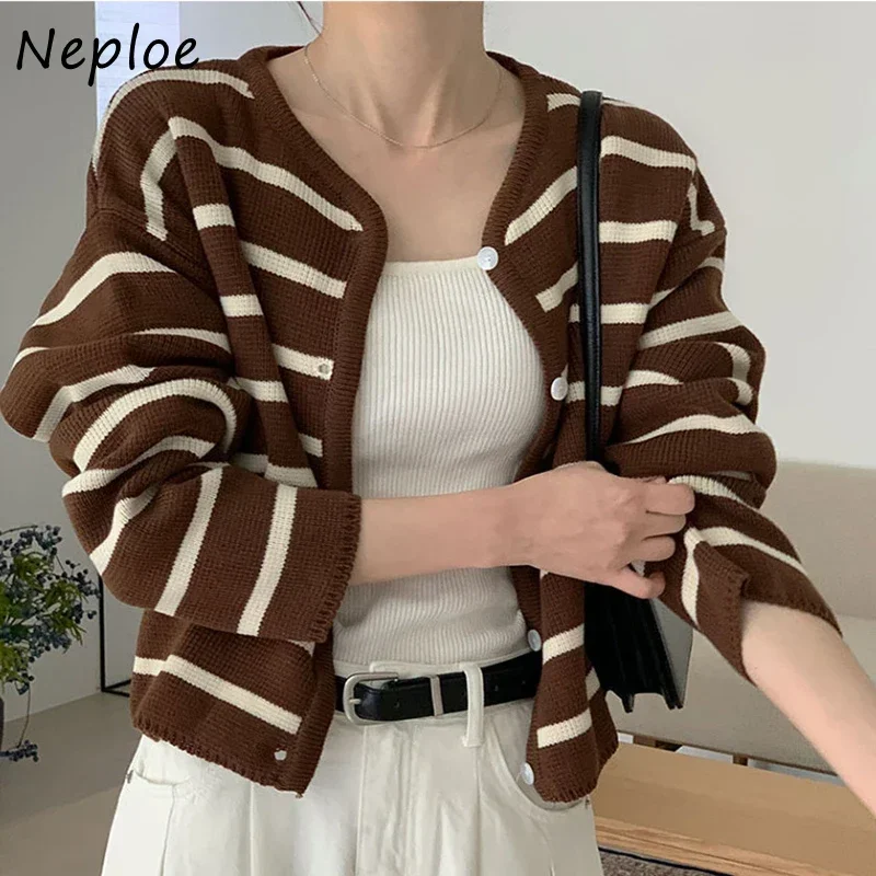 

Neploe Chic Striped Contrasting Knitted Cardigan Femme 2024 Autumn Winter Slimming O-Neck Single Breasted Casual Sweater Coats