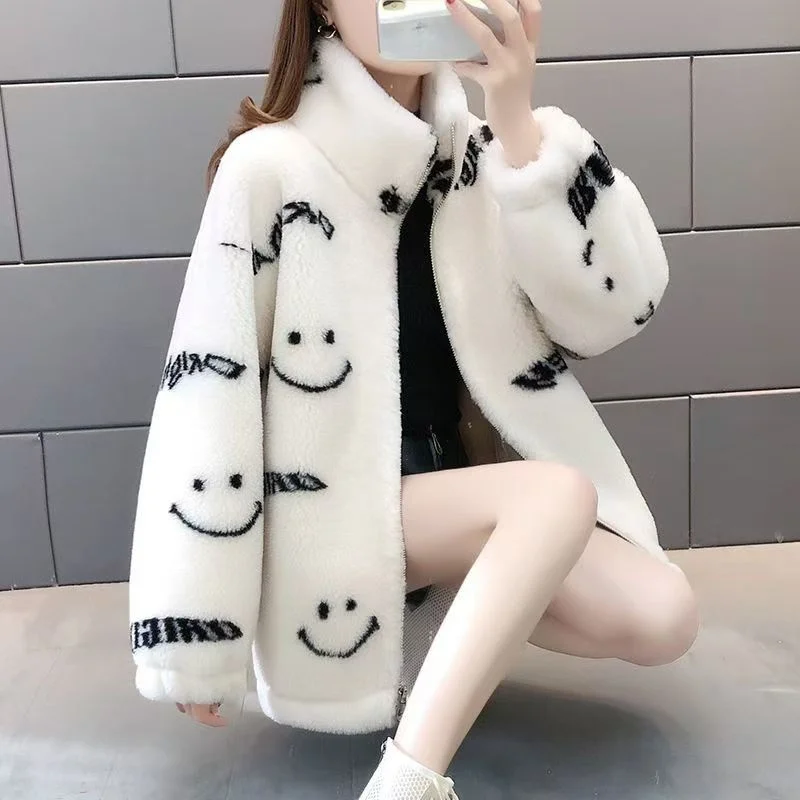 Shear Wool Fur In Autumn And Winter 2024 The New Fashion Young Fur Hats One Smiling Face Lambswool Fashion Coat Explosions Top