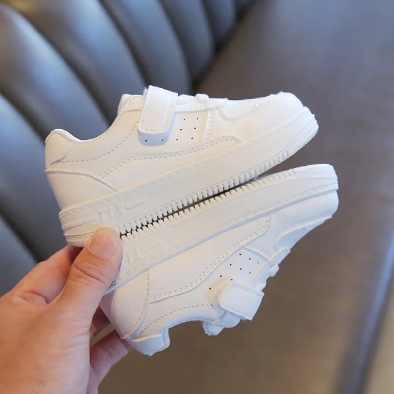 2026 Autumn New Boys Girls Low cut Sports Leisure Board Shoes, Leather Surface Soft Bottom Anti slip Baby Shoes Black 21-30